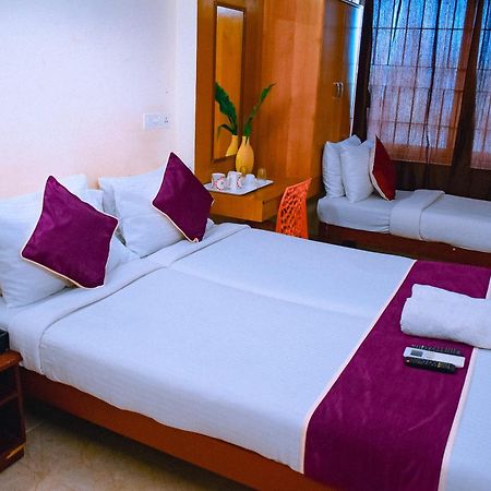 Naksha Tree Hotels Kishore Inn - Koyambedu Chennai Exteriör bild
