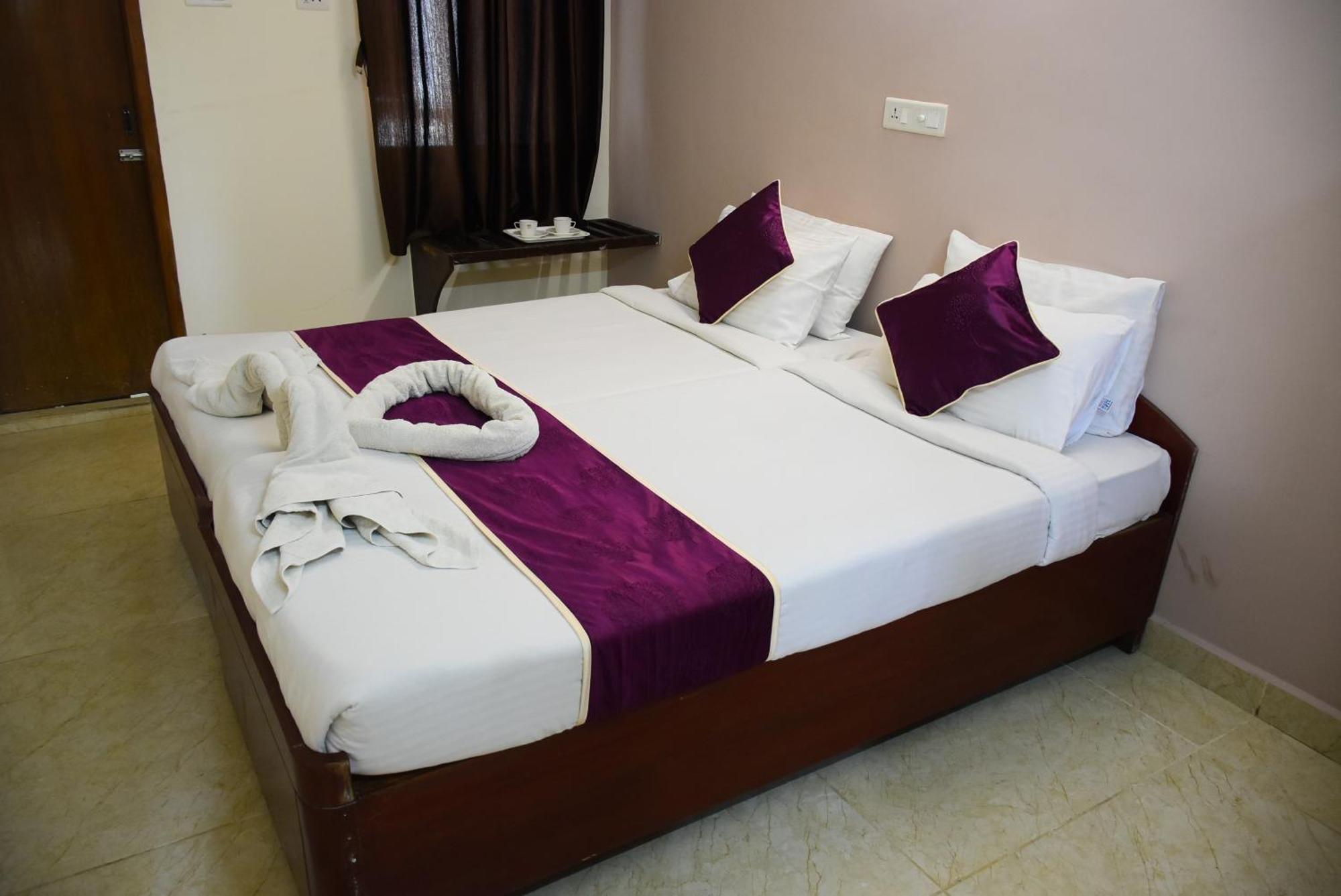 Naksha Tree Hotels Kishore Inn - Koyambedu Chennai Exteriör bild