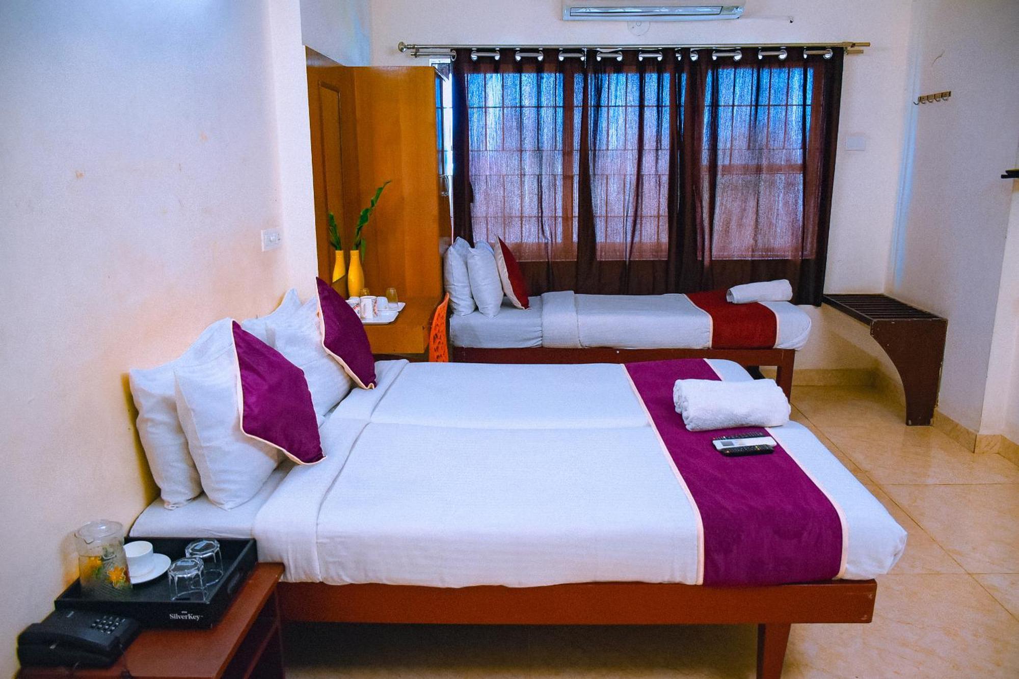 Naksha Tree Hotels Kishore Inn - Koyambedu Chennai Exteriör bild